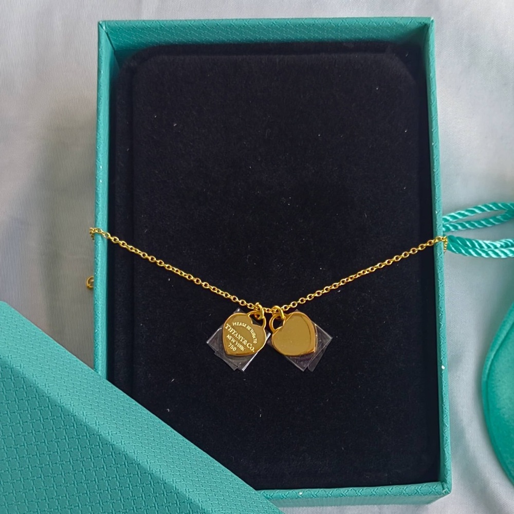 Gold Heart and Disc Pendant Necklace